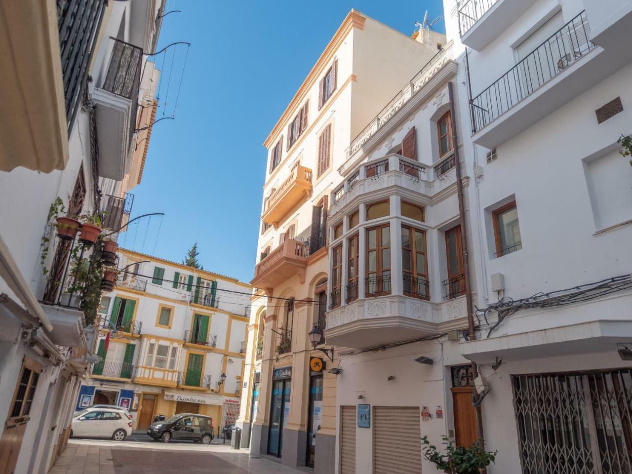 Es Palauet Brandnew One Suite Apartment In Ibiza Center Exterior foto